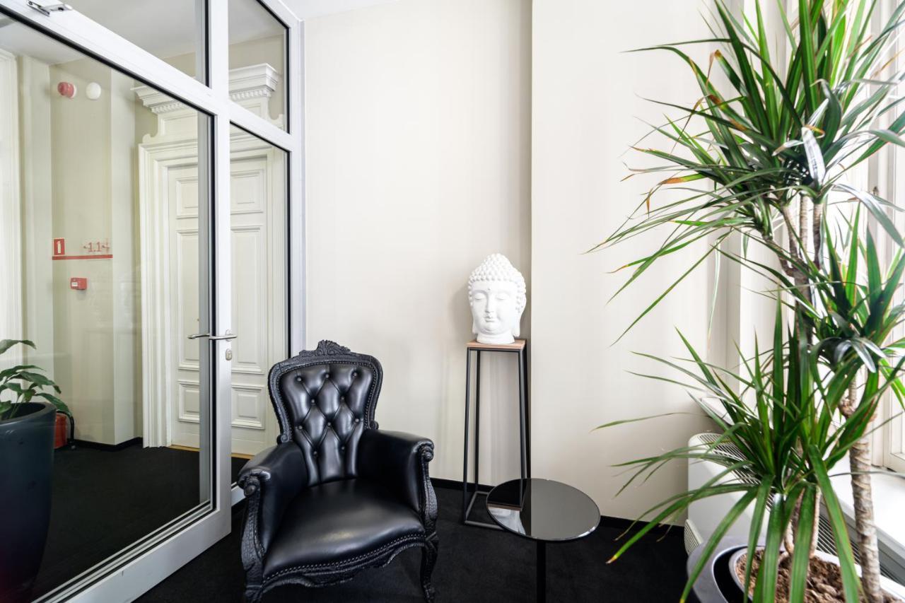 Home Aparthotel คราคูฟ ภายนอก รูปภาพ